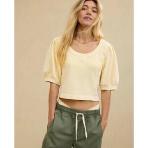 Aerie Seams Right short Sleeve Sweatshirt in Butter. Size L.